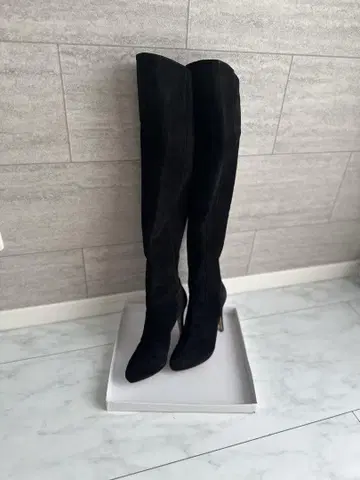 DIANA 니하이 부츠