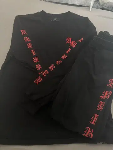 상하의 맨투맨