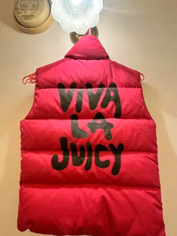 JUICY COUTURE 다운 베스트 pink x brown