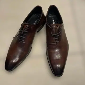 CERVINO 가죽 신발 25.5cm