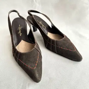 미사용 긴자 카네마츠 스웨이드 펌프스 백 스트랩 브라운 23.0