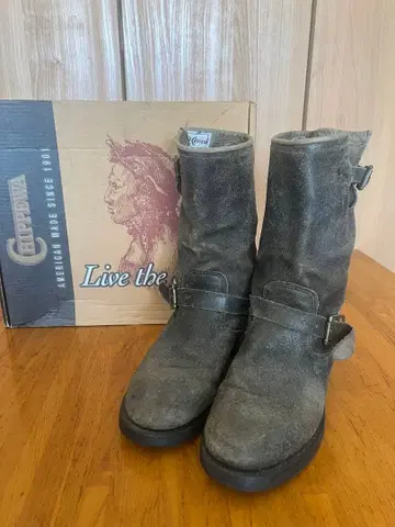 Chippewa 엔지니어 부츠 그레이