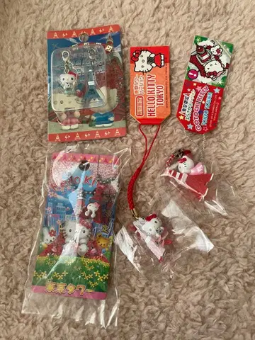 레어! 헬로키티 도쿄 타워 버전 4개 세트