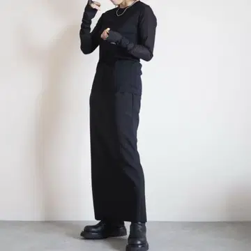 미사용 [아니카] 시어 탑 블랙 자수 로고