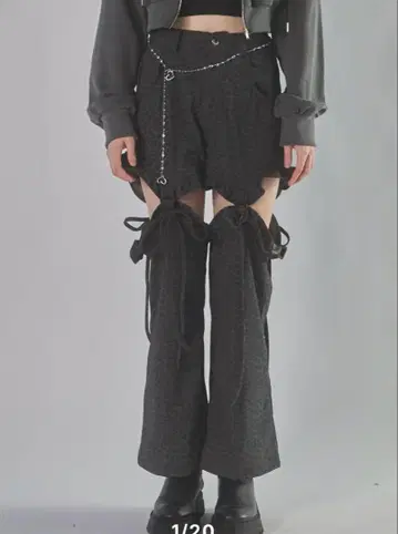lilLilly 레오파드 컷 아웃 팬츠 블랙