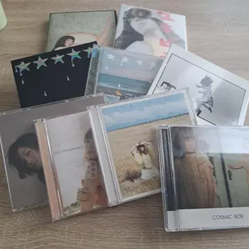 YUKI의 CD, DVD 세트 판매. COSMIC BOX 등