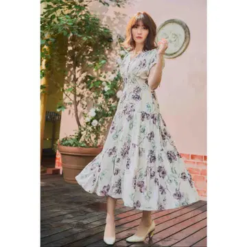 Her lip to Full Of Love Long Dress