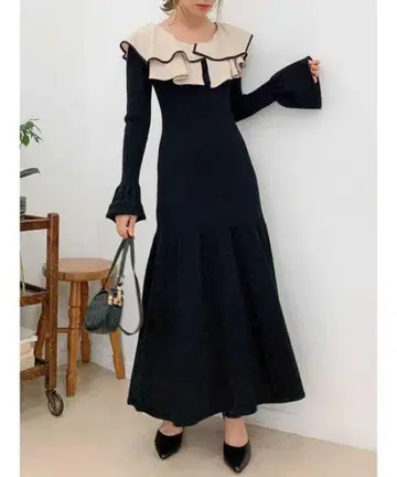 dazzlin 다즐린 레이어드 파이핑 니트 원피스 블랙 프리 사이즈