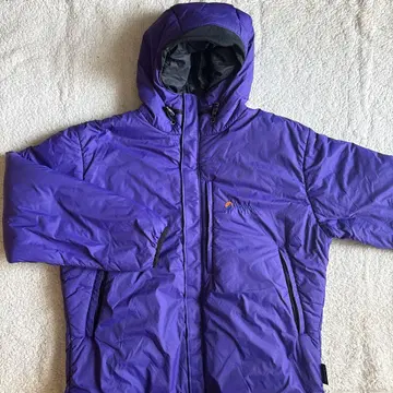 MONTANE 후드 부착 퍼플 다운 자켓