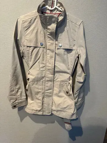 TOMMY HILFIGER 베이지 자켓