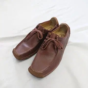 Clarks 클락스 브라운 가죽 NATALIE 신발