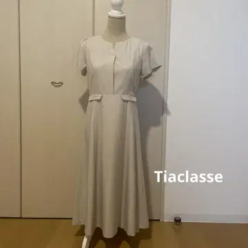택 포함 새상품 티어 클라세 반팔 무릎 기장 원피스