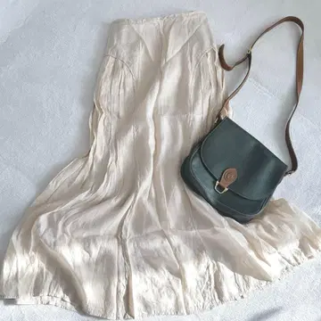 CASA FLINE 카사플라인 내추럴 플레어 스커트 사이드 플리츠