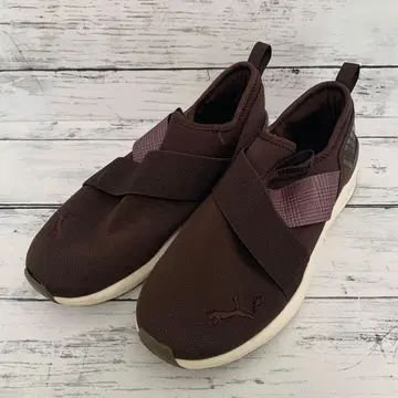 Puma 다크 브라운 슬립온 23.5cm 378410-01