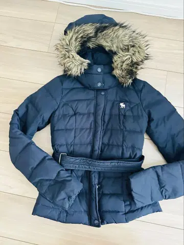 Abercrombie & Fitch 네이비 다운 자켓 XS