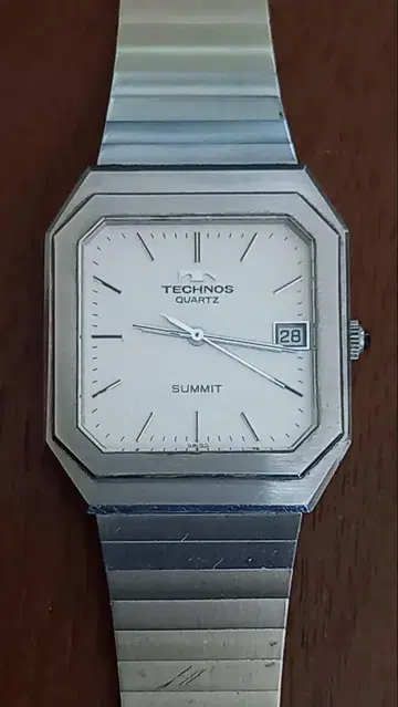 TECHNOS SUMMIT 쿼츠 시계 정크