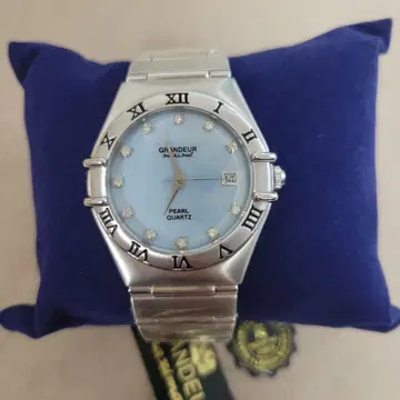 GRANDEUR PEARL QUARTZ 손목시계