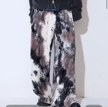 타이다이 벨로아 이지 팬츠 지나시스 미사용 새상품 이번 시즌 신상
