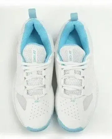 요넥스 테니스화 22.5cm