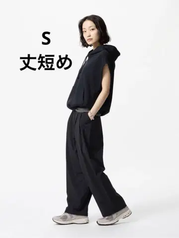 유니클로 울트라 스트레치 액티브 와이드 팬츠 S 기장 짧음 블랙