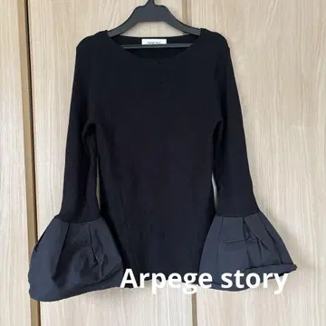 새상품급 [ Arpege story ] 블랙 니트 벌룬 소매