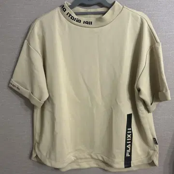 FILA 베이지 반팔 T셔츠 모크넥