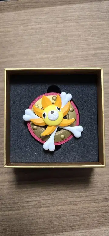 Thousand SUNNY 그립 스탠드 CASETIFY