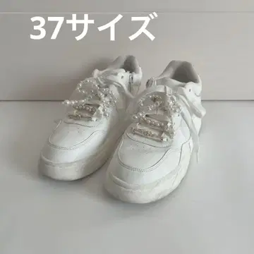ZARA 비쥬 장식 하이컷 스니커즈 37