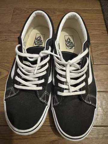 Vans 블랙 스니커즈 가격 협의 가능