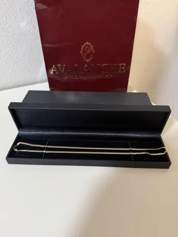 AVALANCHE 골드 롱 목걸이