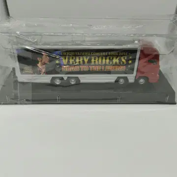 야자와 에이요시 트랜스포머형 미니카 2014년