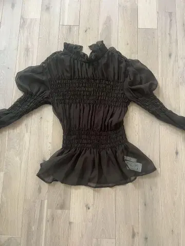 [ 새상품급 ] AMERI VINTAGE 시스루 블라우스