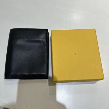 ITTI CELT WLT 블랙 접이식 지갑