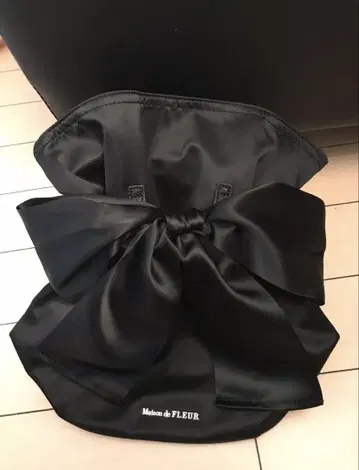 Maison de FLEUR 리본 복조리 백팩 블랙