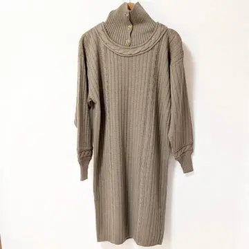 살바토레 페라가모 하이넥 니트 원피스 카키 M