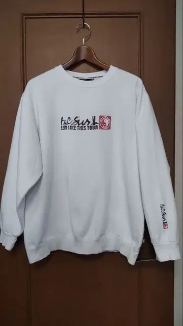 프린트 로고 크루넥 트레이닝복 L T&C Surf Designs