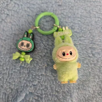 러브브 아크릴 키링 옐로우 그린