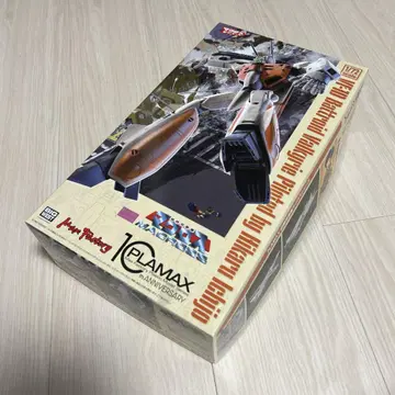 PLAMAX 마크로스 PX09 1/72 VF 1D 발키리