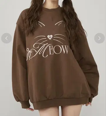 새상품 다리치 darich MEOW 루즈 맨투맨 풀오버