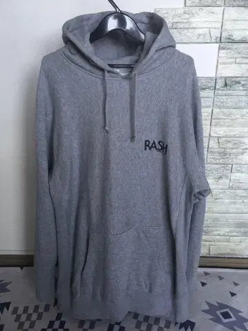 새상품급! RASH WET SUITS 깃털 백 풀오버 XL 후드티