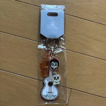 디즈니 스토어 리멤버 미 키체인 키링