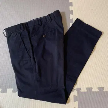 Ermenegildo Zegna 44C 네이비 컬러 슬랙스 오크