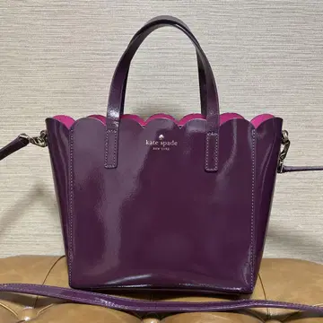 kate spade 퍼플 스캘럽 핸드백