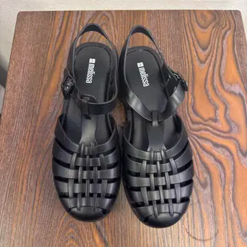 melissa 블랙 뜨개질 샌들