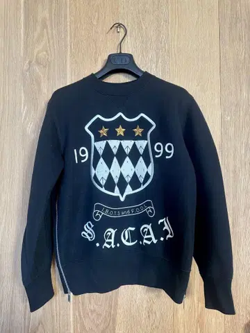 Sacai 18AW 엠블럼 로고 사이드 지퍼 여성용