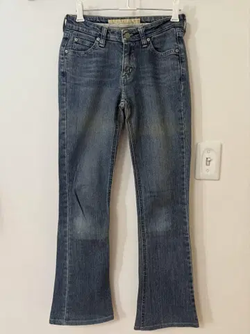 Levi's Perfect Body 부츠컷 데님