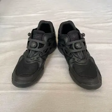 레어템 새상품급 Reebok PUMP COURT 매트 블랙 컬러 29cm