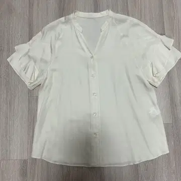시착만 한 상품급! 유나이티드 애로우즈 블라우스 화이트 프리 사이즈