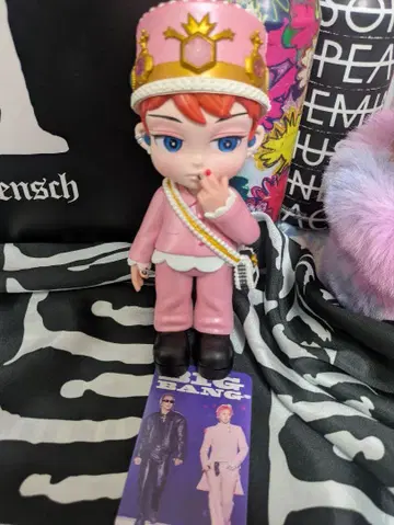 G-Dragon 지용 피규어