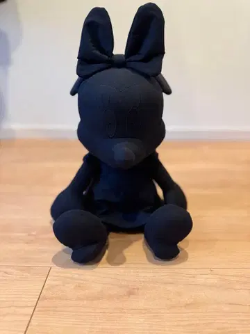 새상품 레어 Disney 유니클로 UT/AMBUSH 올 블랙 미니